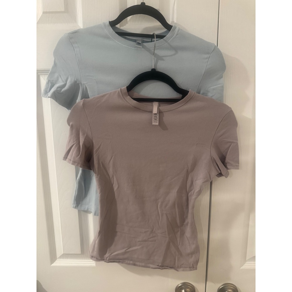 Skims Cotton Jersey fitted T-Shirt Bundle Set of 2 Blue &Lavender Small S/P/CH.
